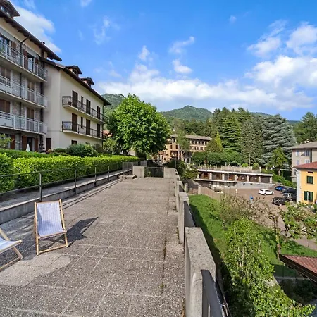 Mansarda Fra Monte E Lago Apartment